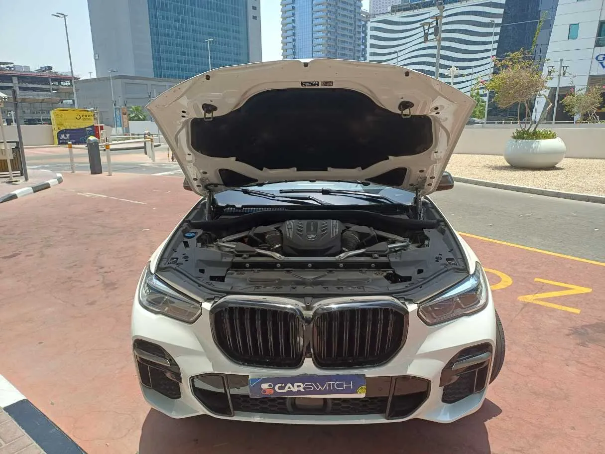 Car image 27