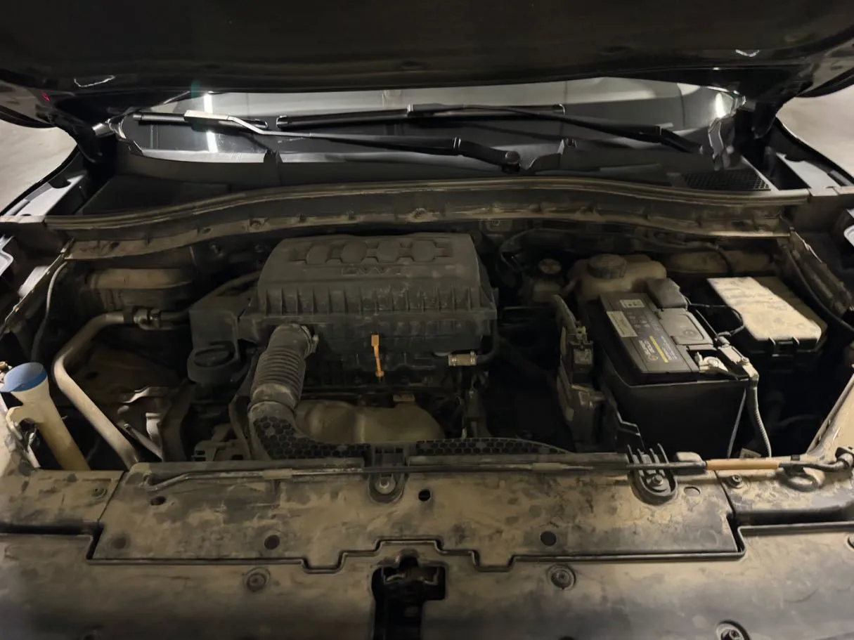 Car image 21