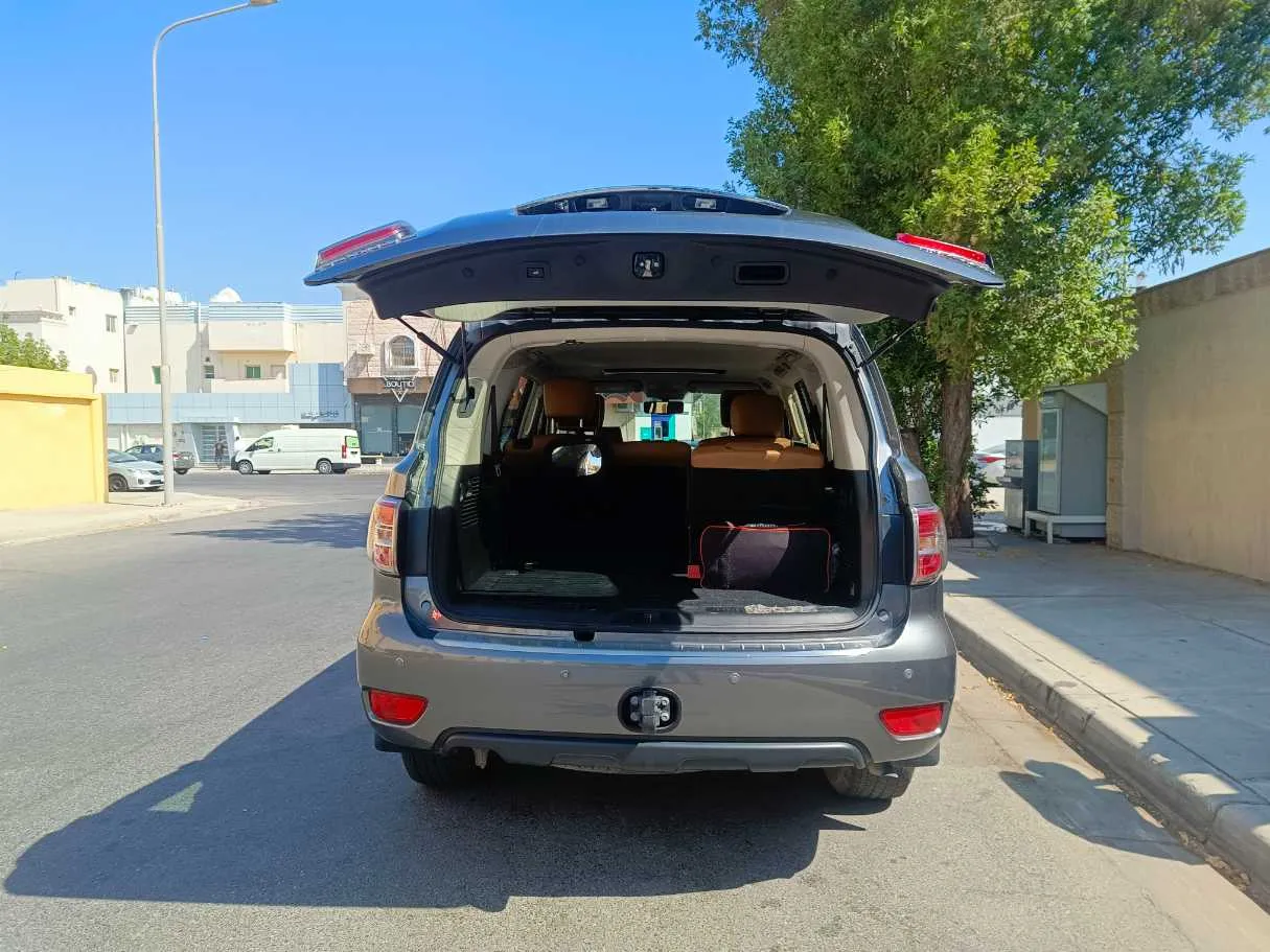 Car image 28