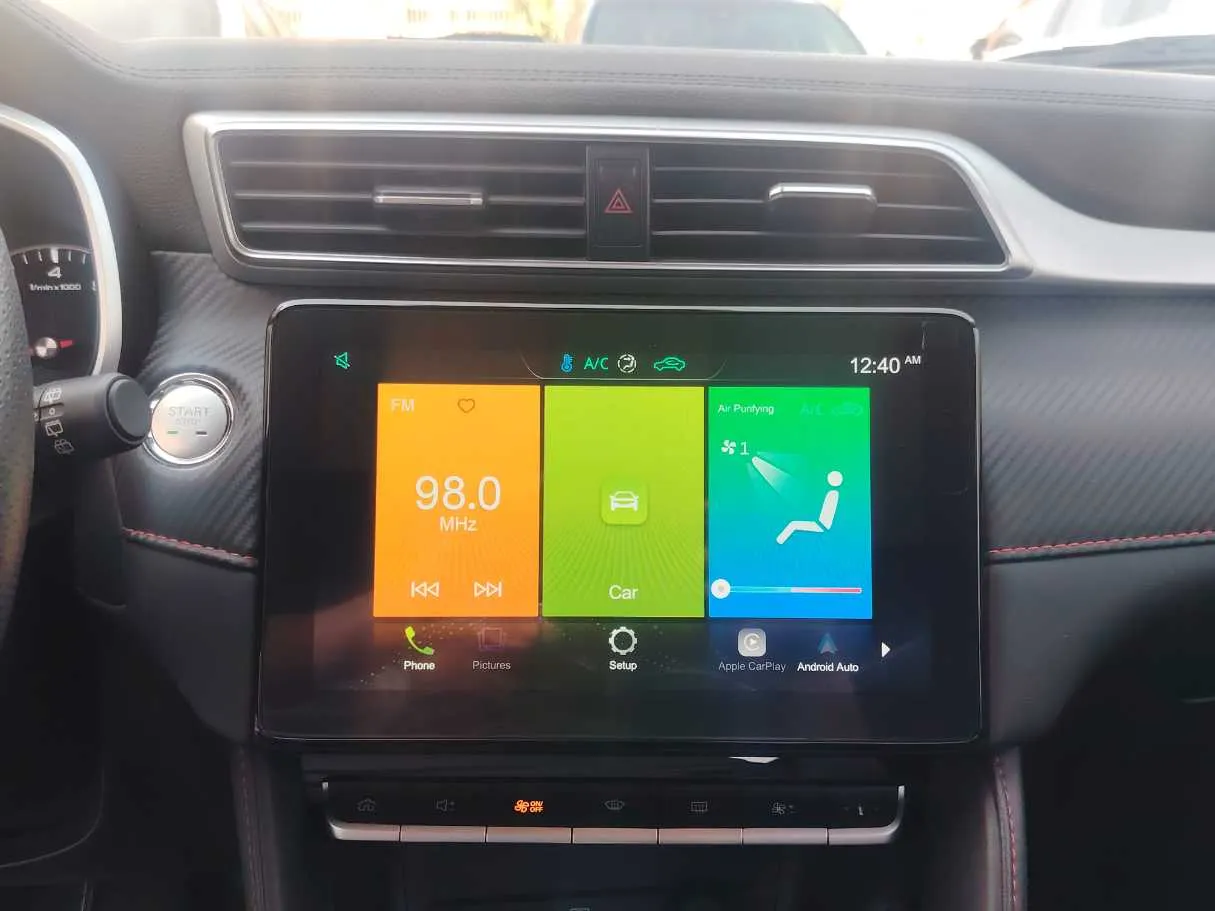 Car image 18