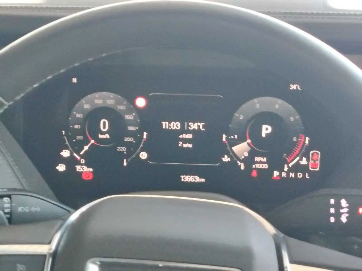Car image 32