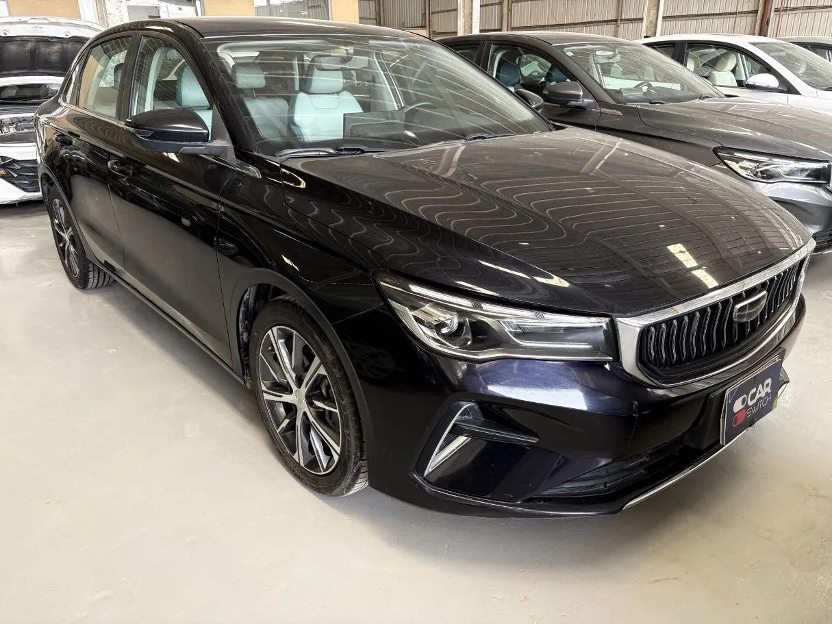 Car image 2