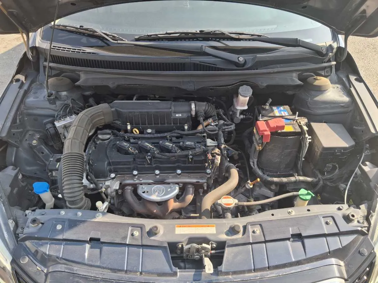 Car image 21