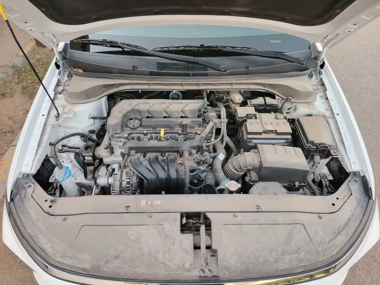 Car image 33