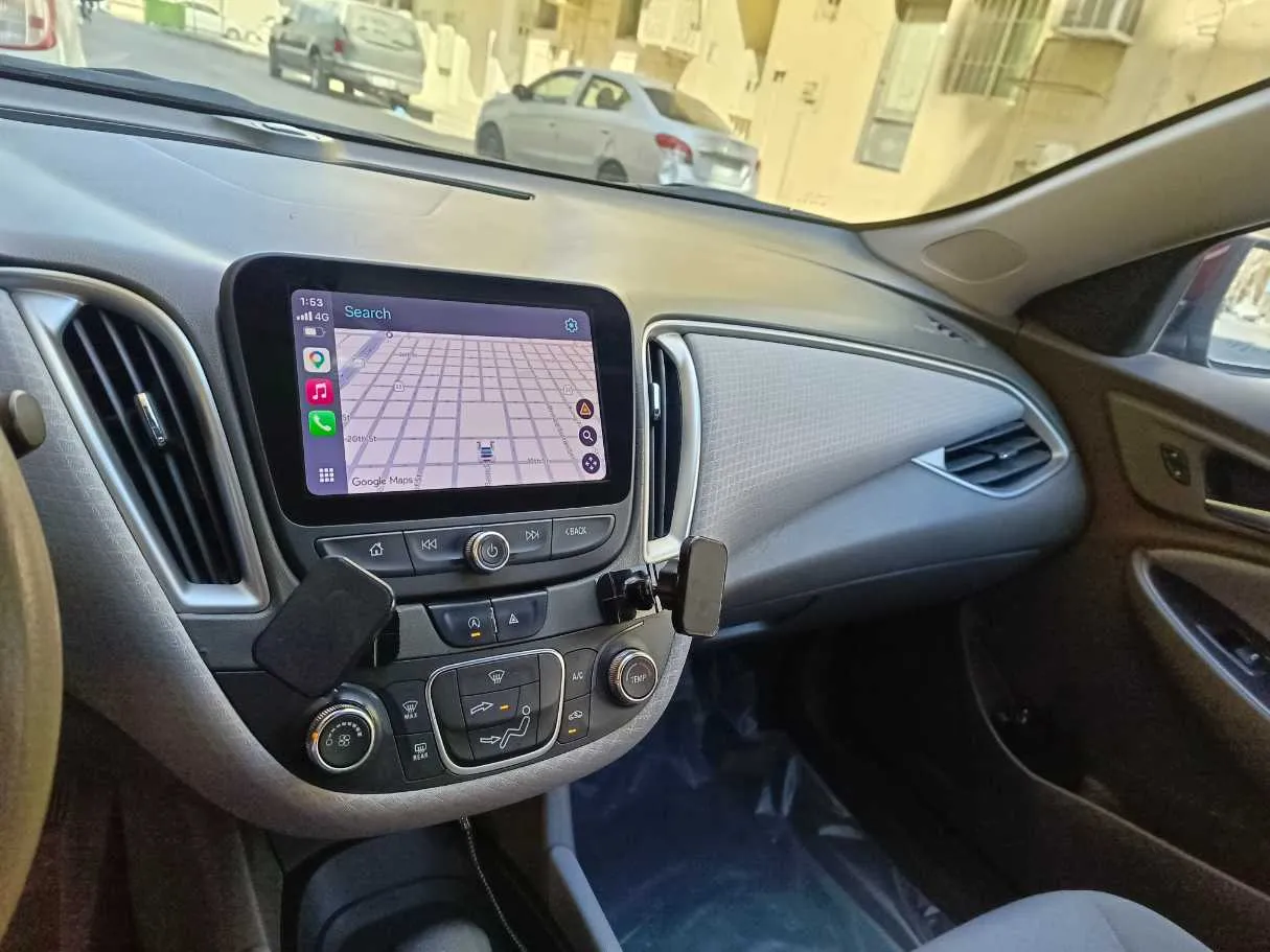 Car image 21