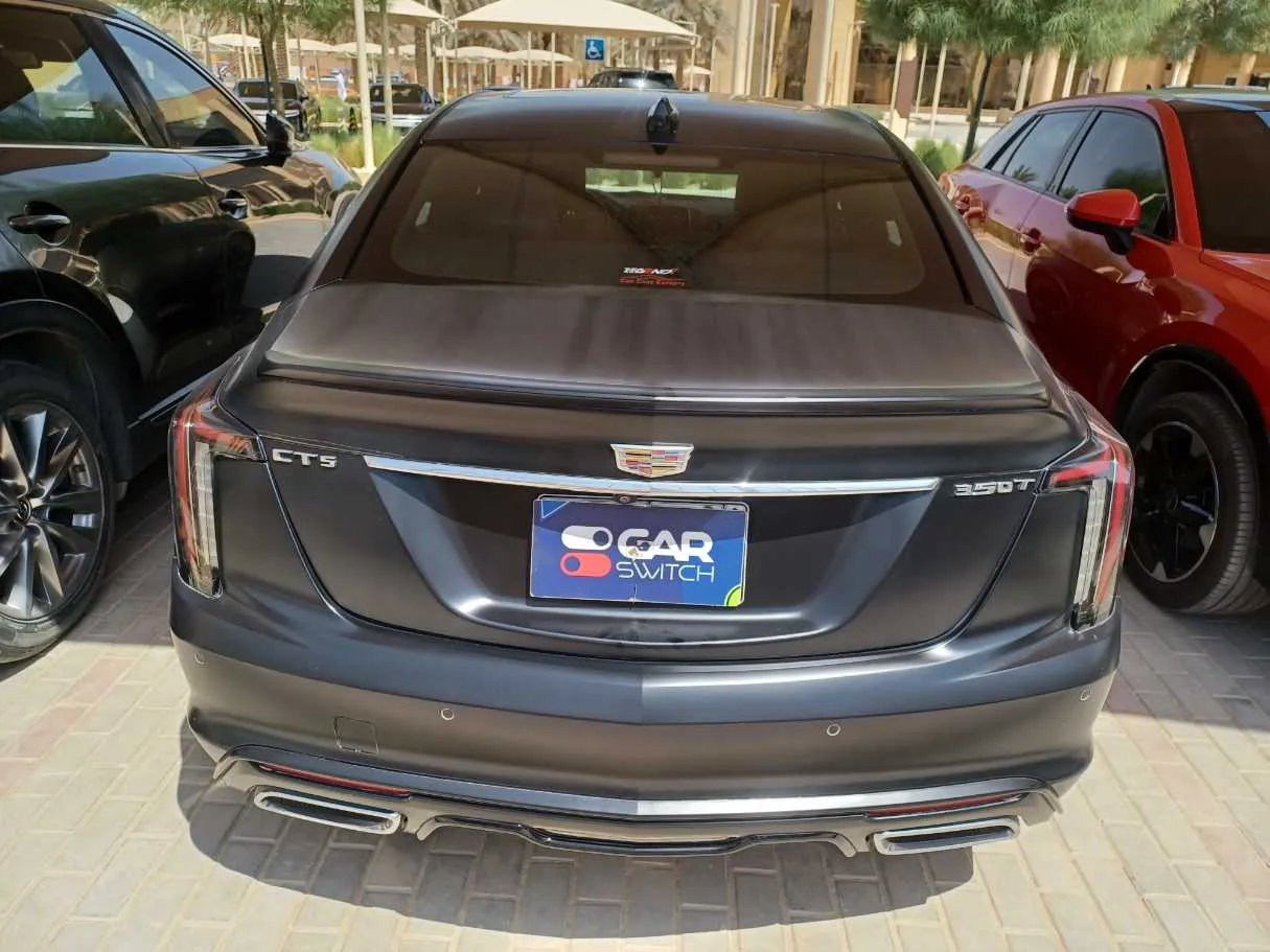 Car image 5