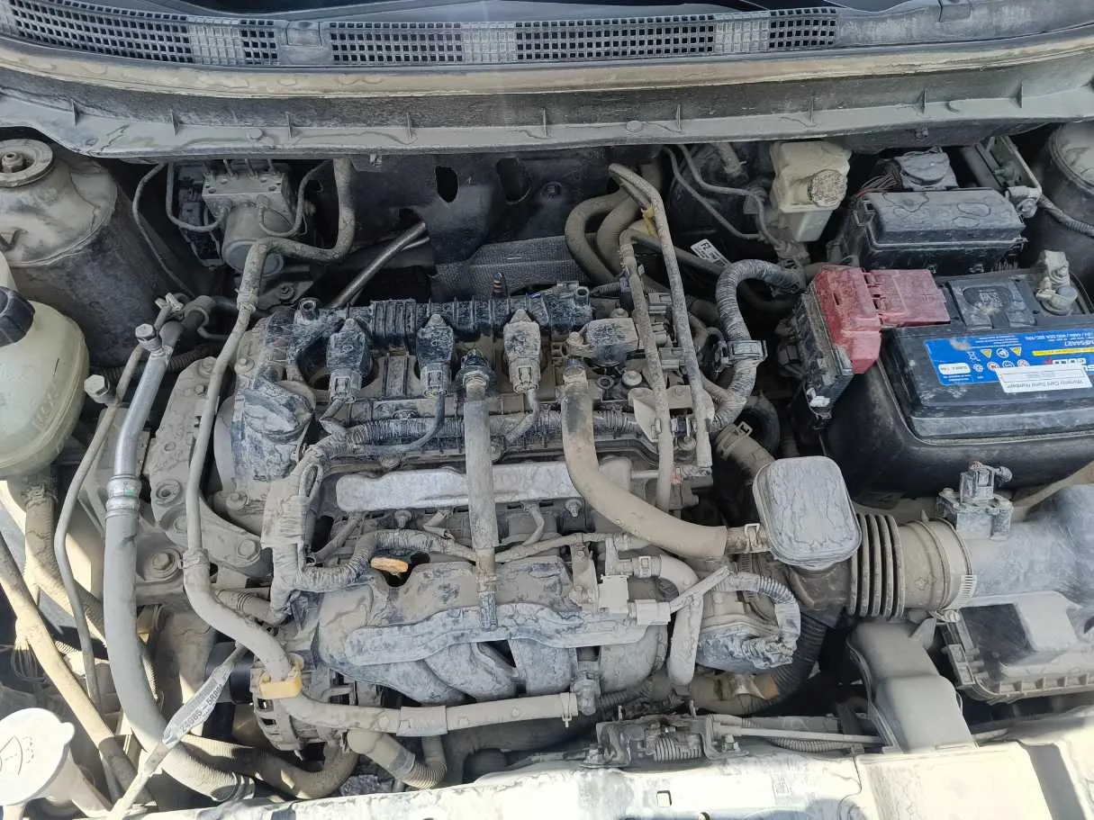 Car image 35