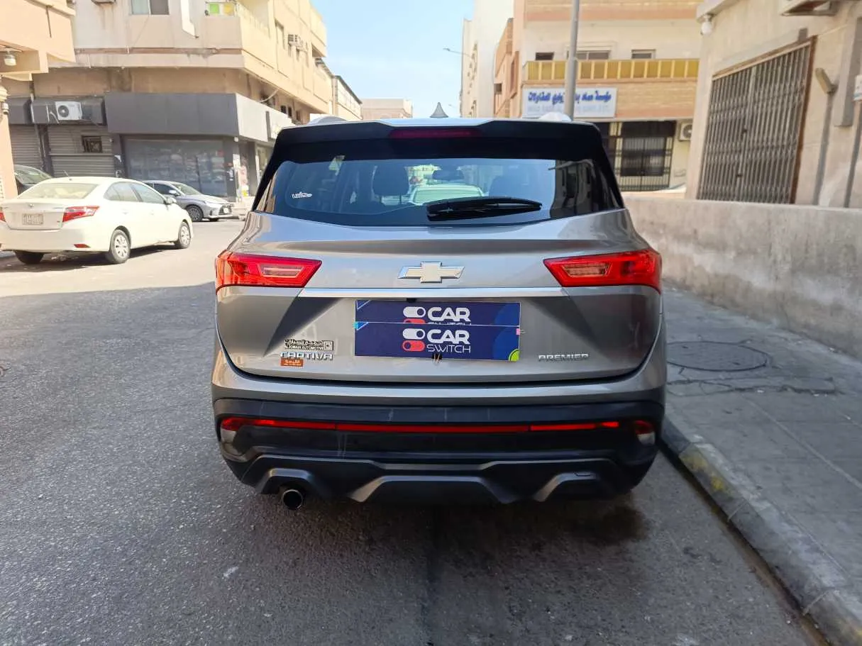 Car image 6