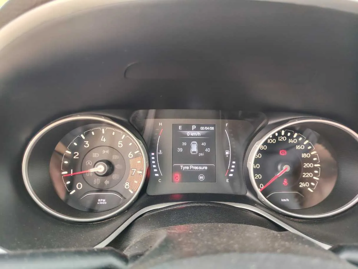 Car image 23
