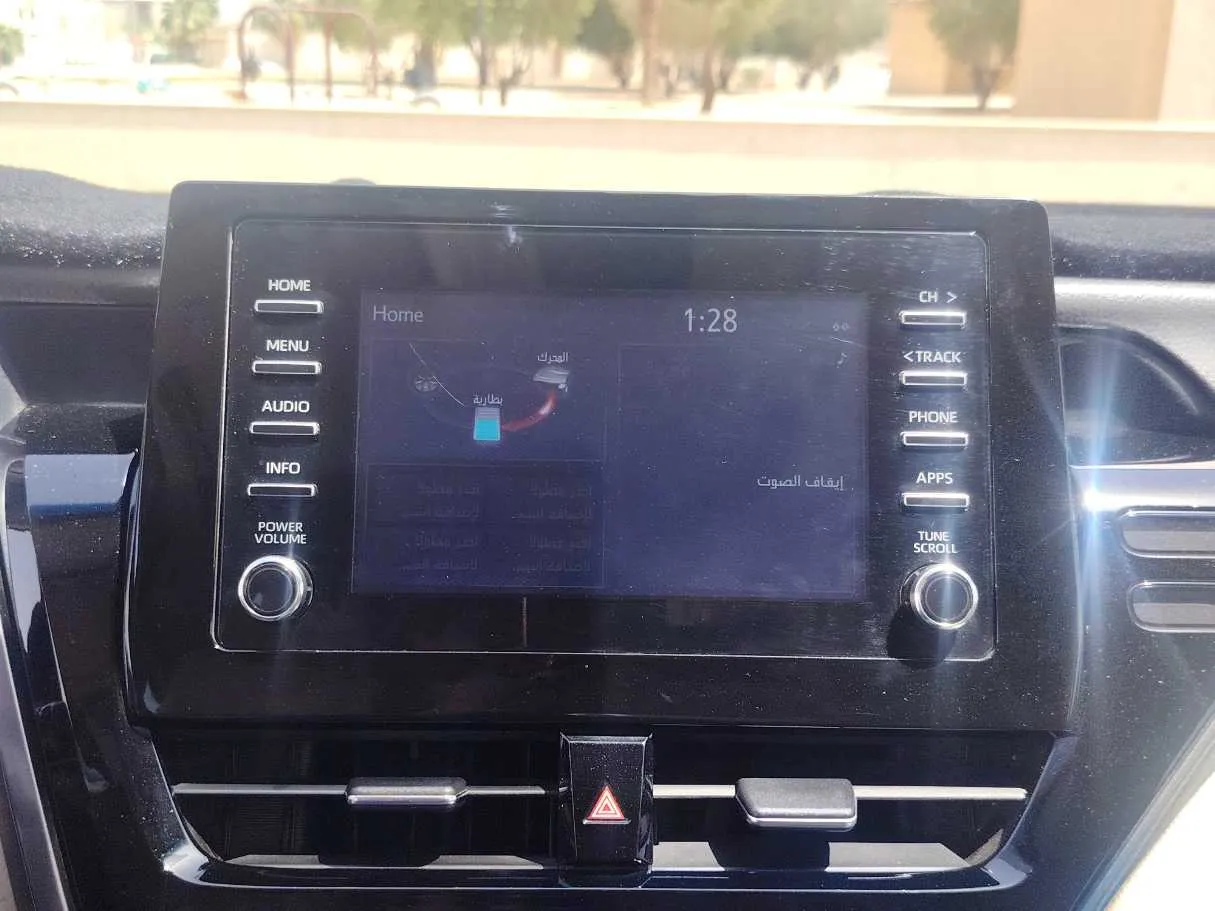 Car image 20