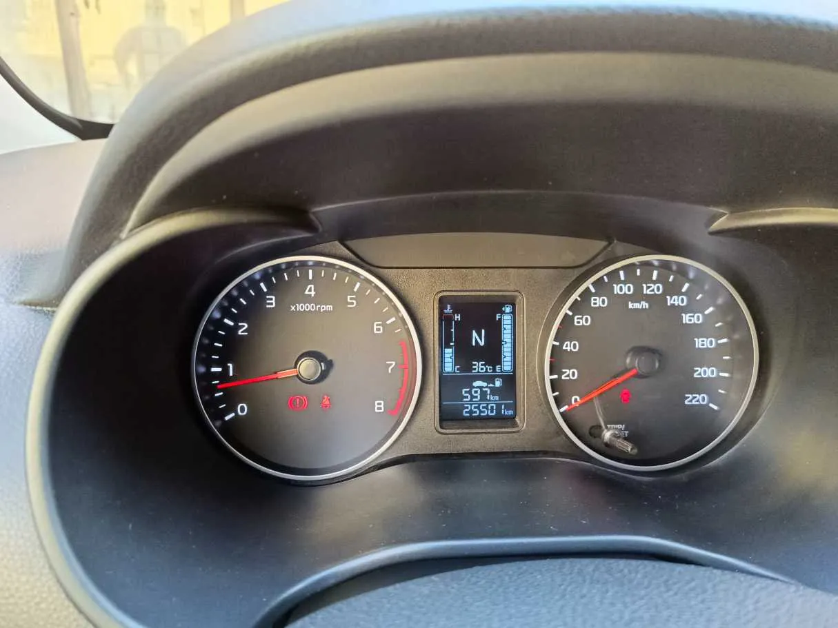 Car image 23