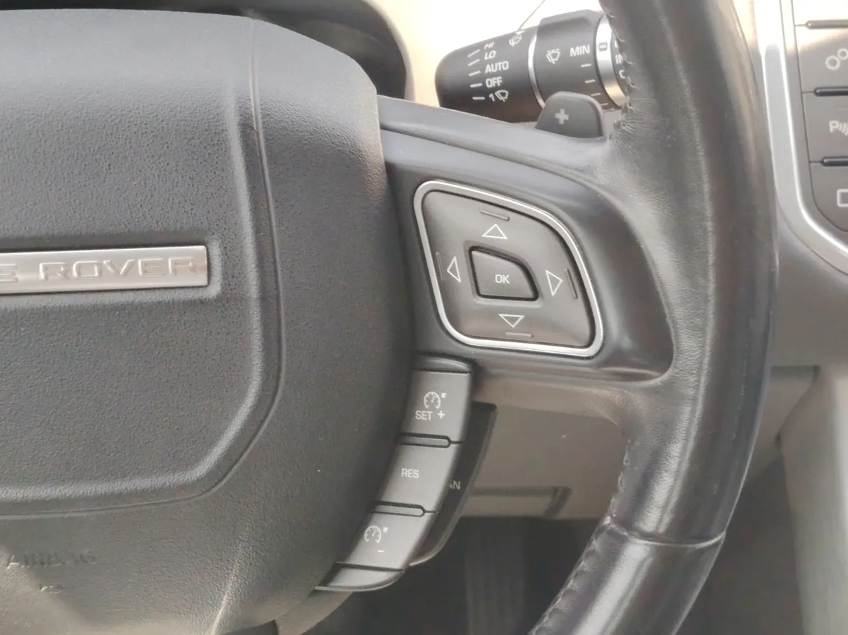 Car image 23