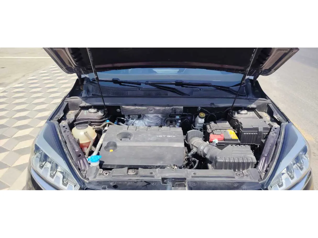 Car image 36