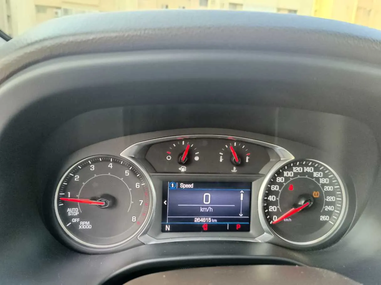 Car image 23