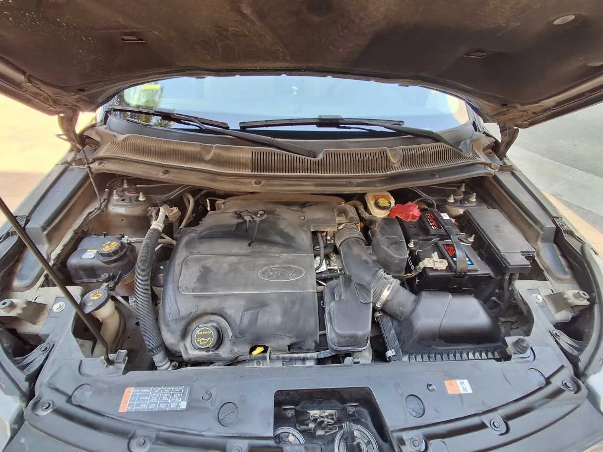Car image 21