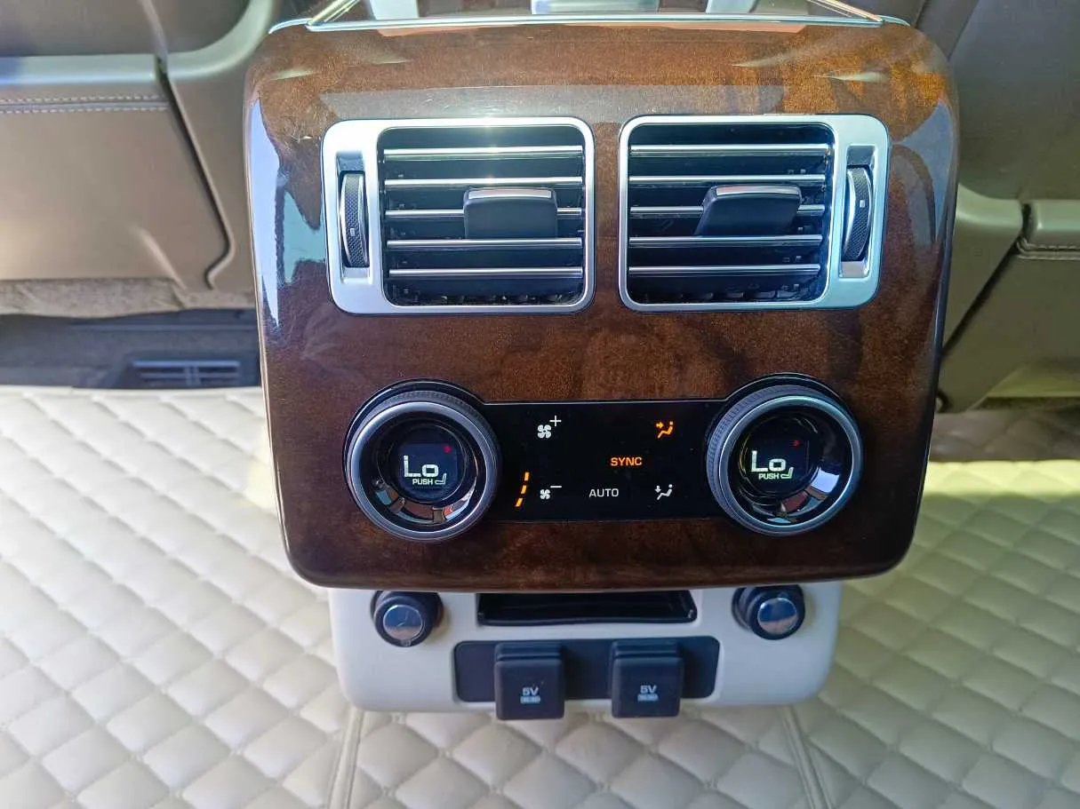 Car image 41