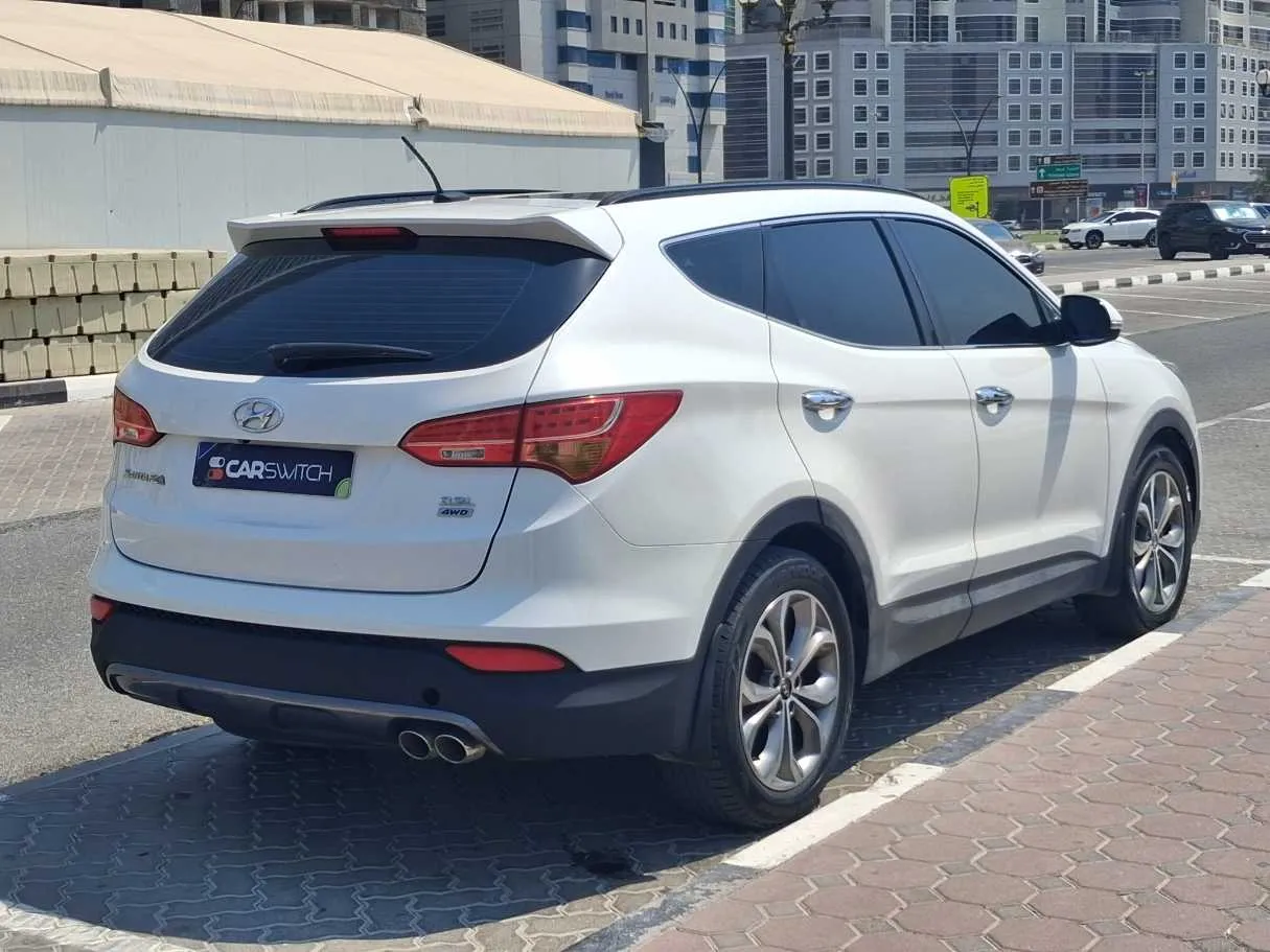 Car image 5