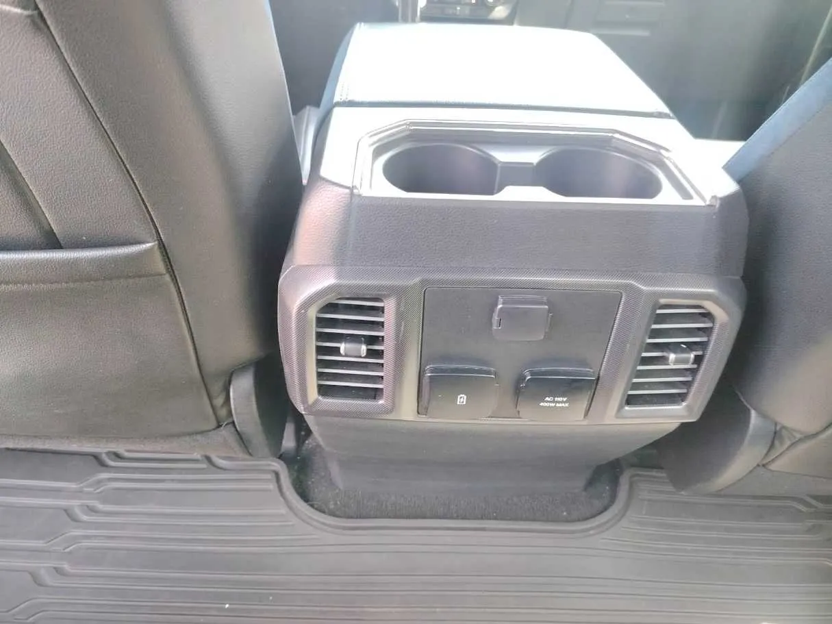 Car image 43
