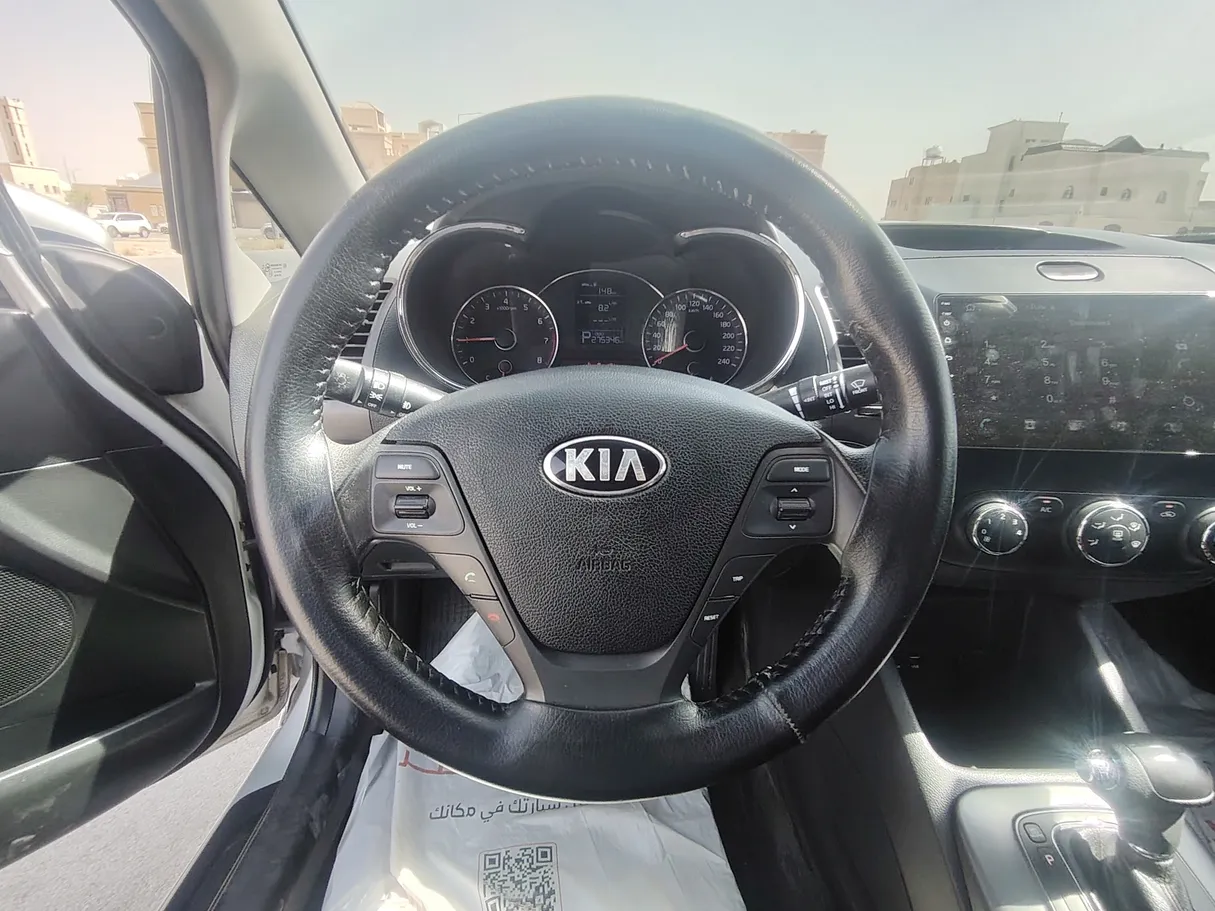 Car image 23