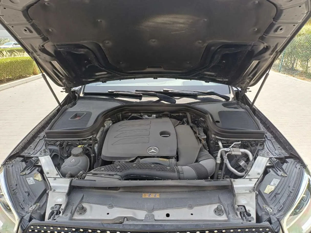 Car image 25