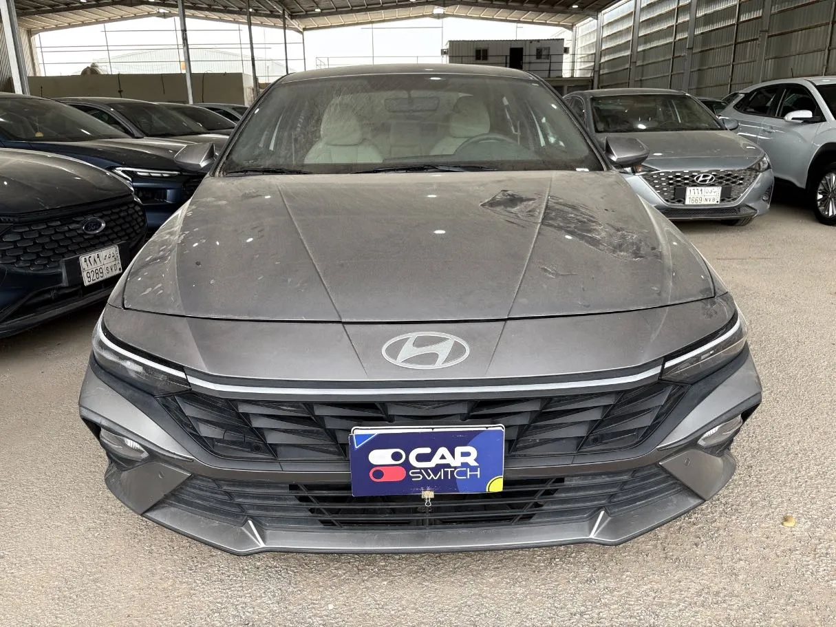 Car image 2