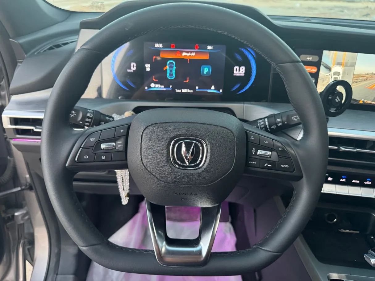 Car image 21