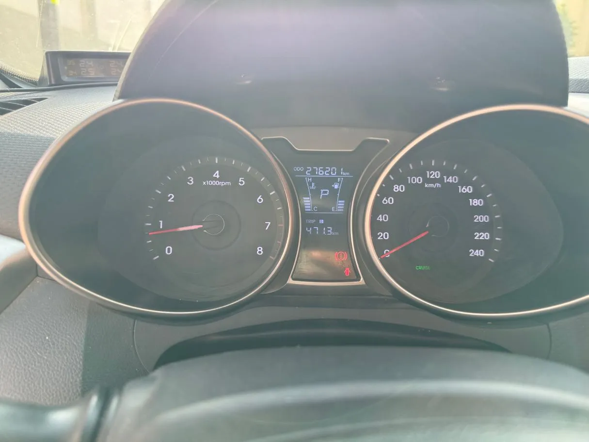 Car image 18