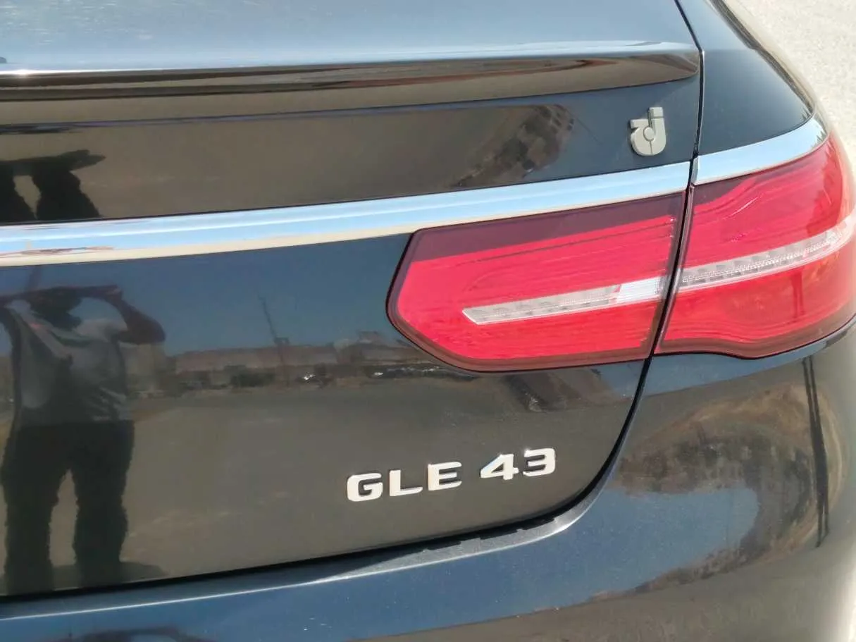 Car image 36