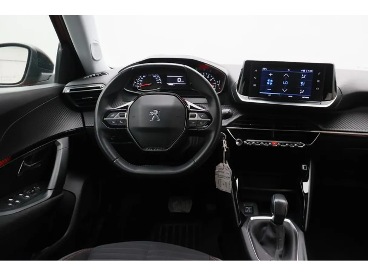 Car image 15