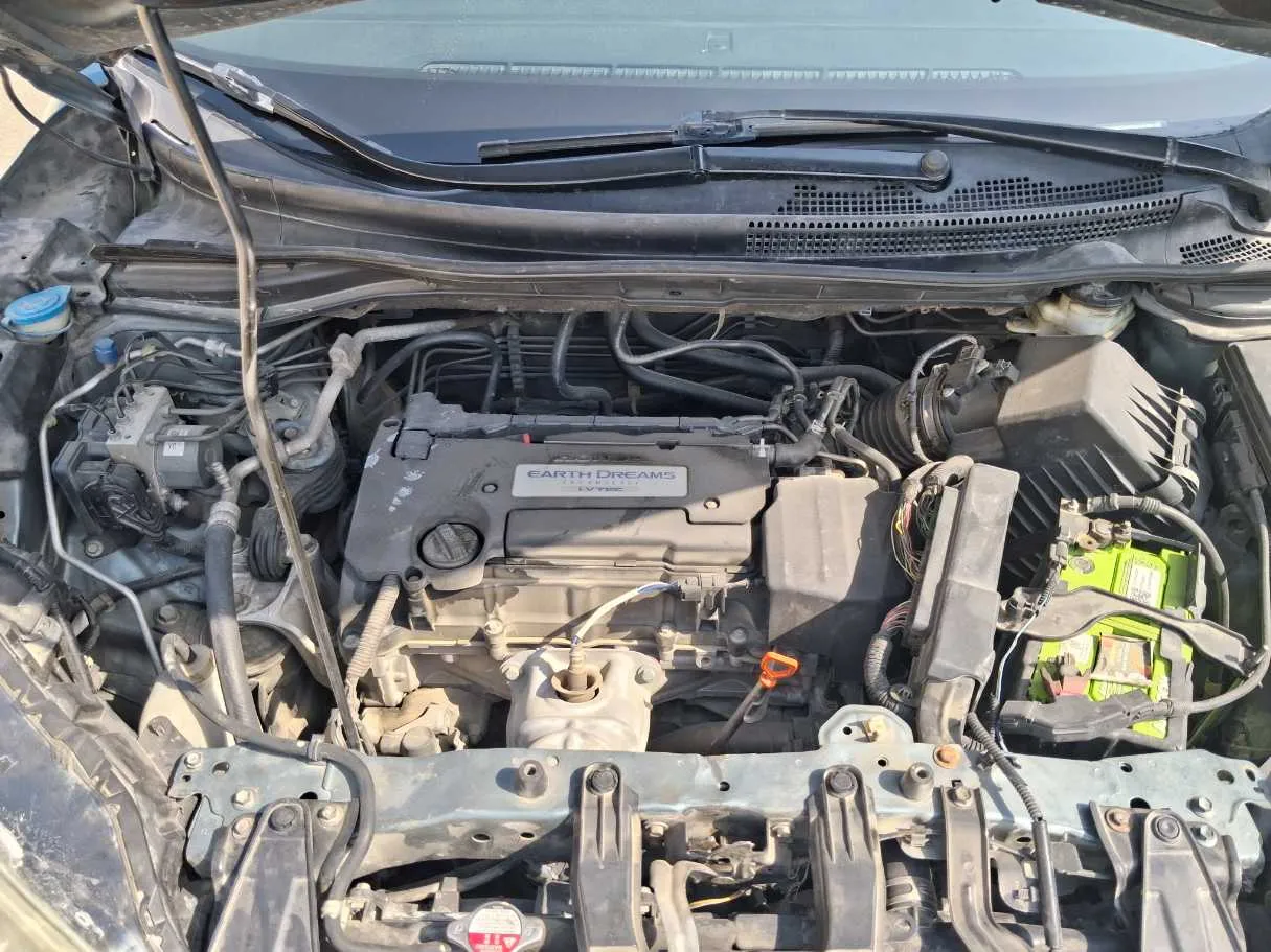 Car image 18