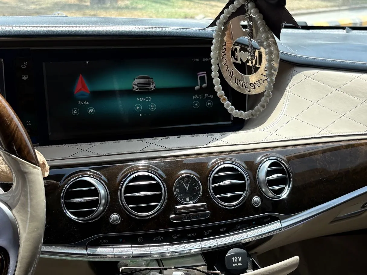 Car image 29