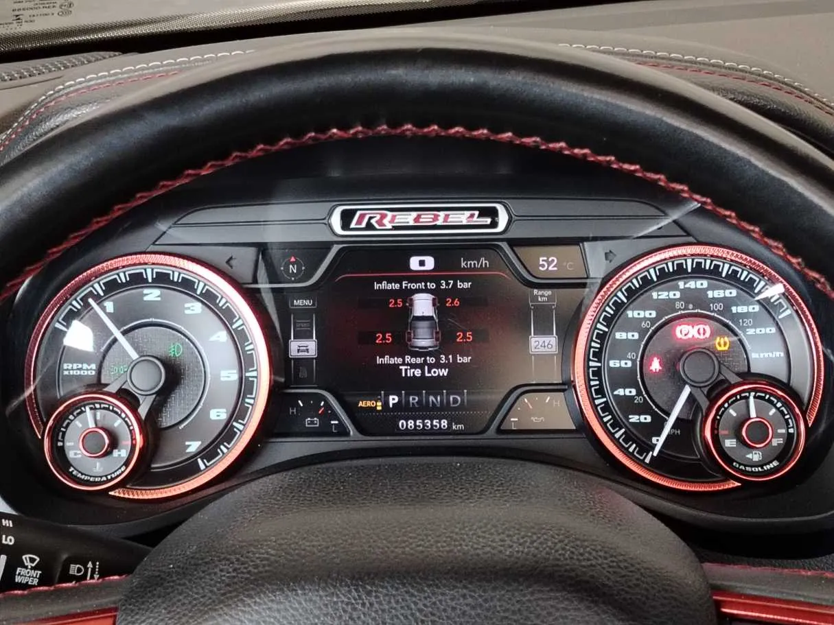 Car image 23