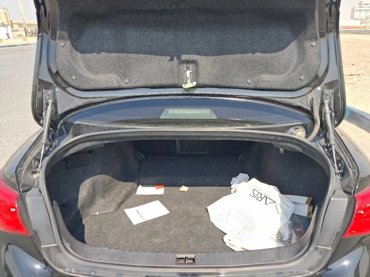 Car image 20