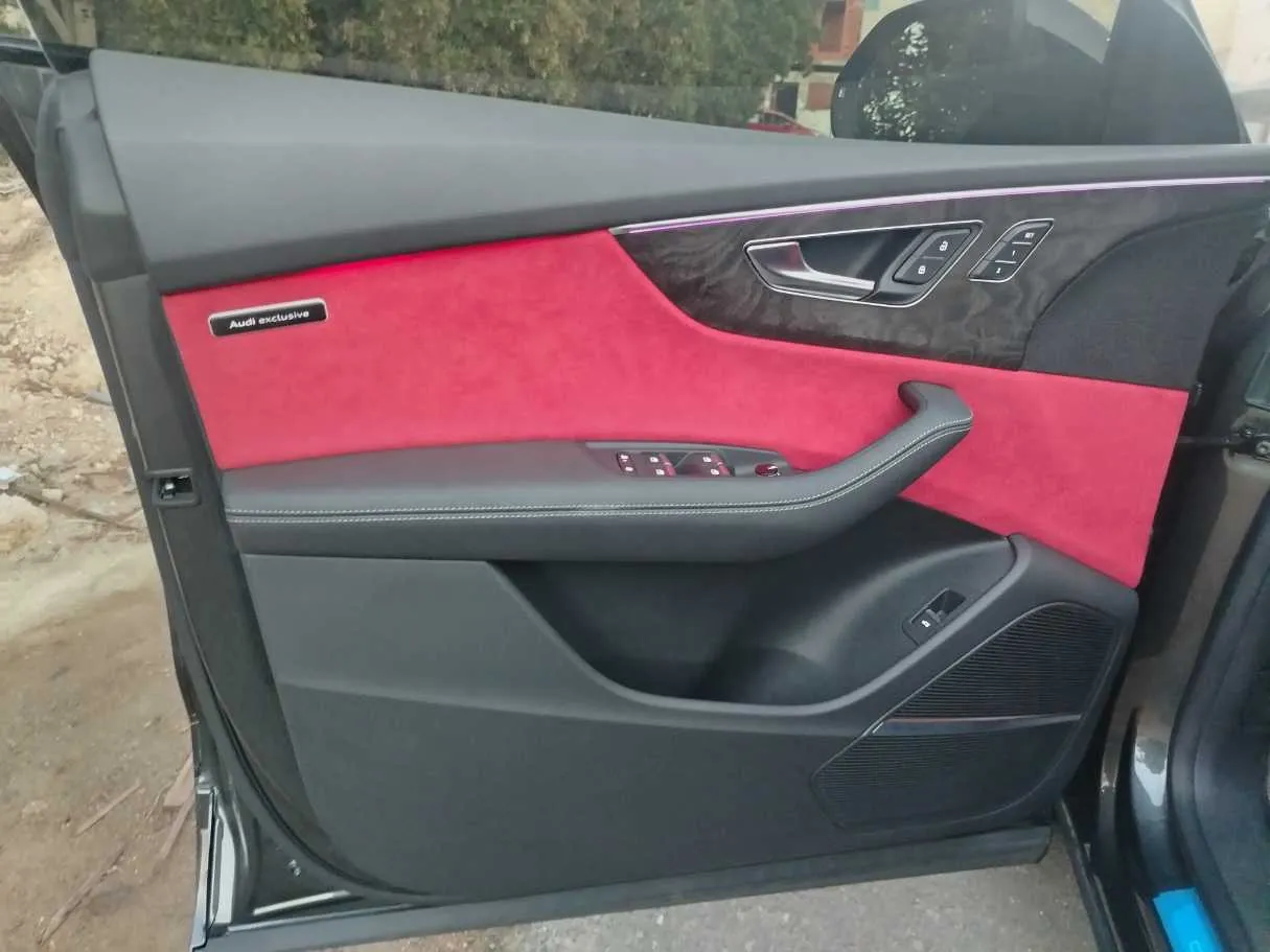 Car image 35