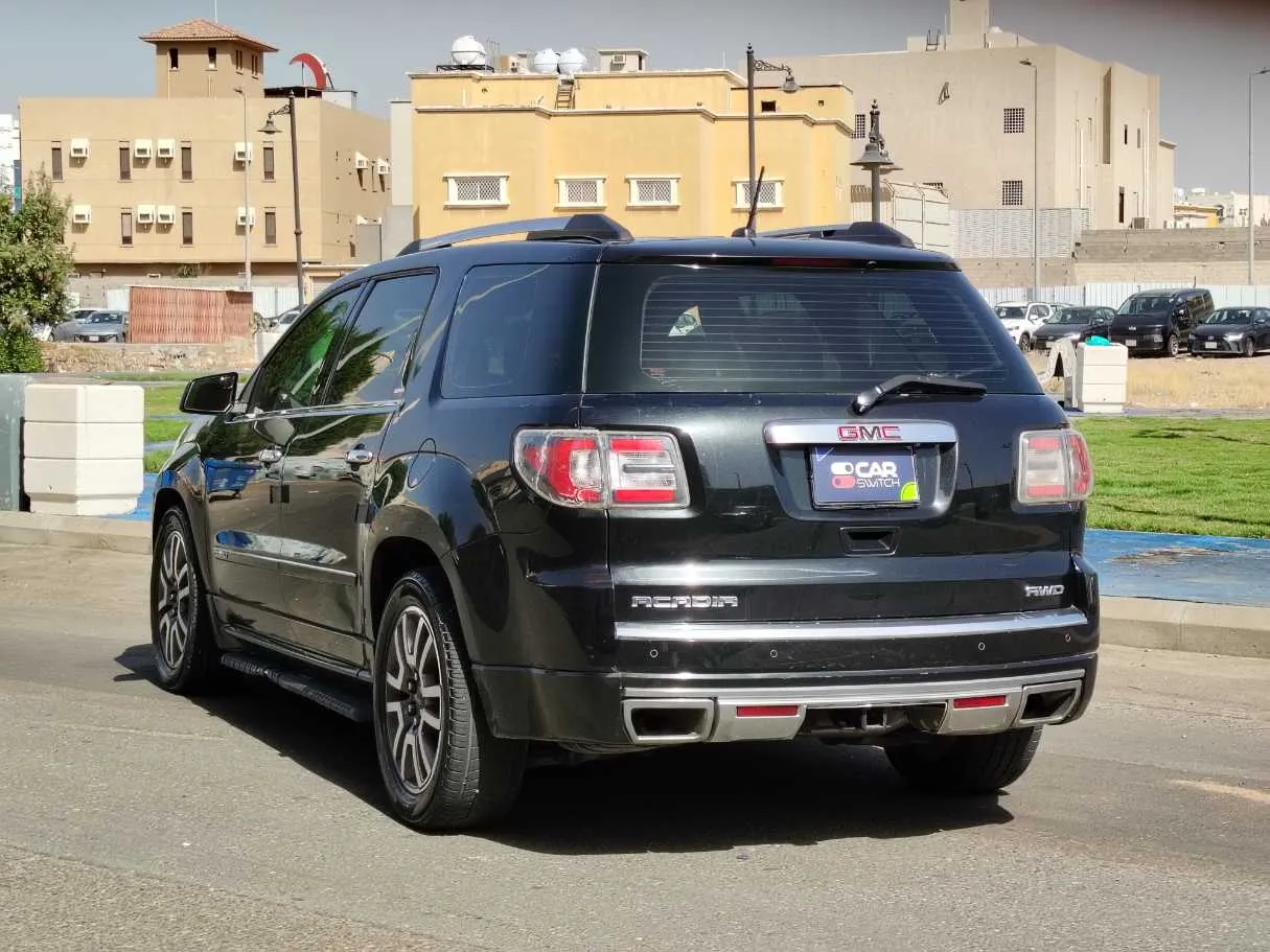 Car image 7