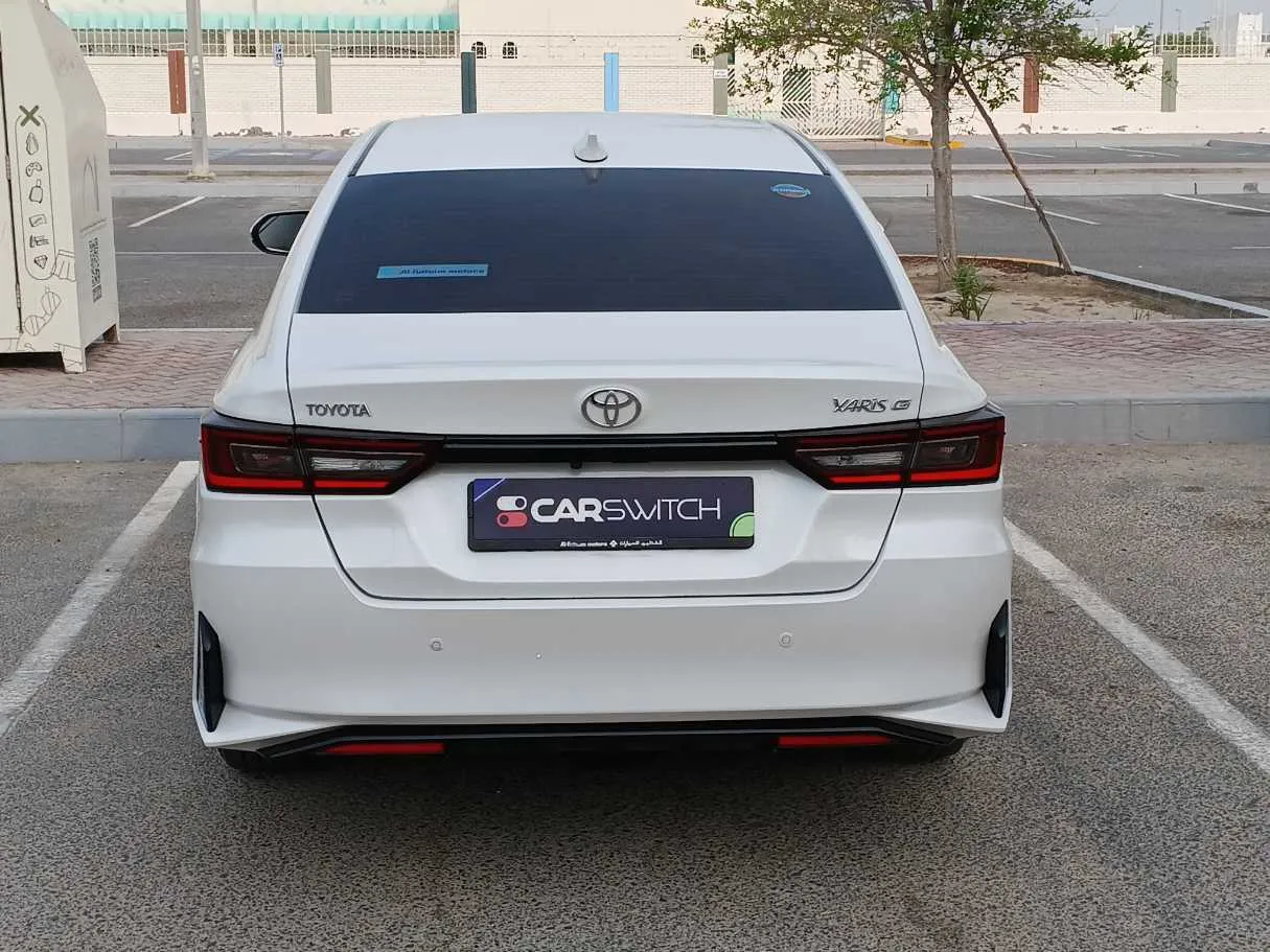 Car image 6