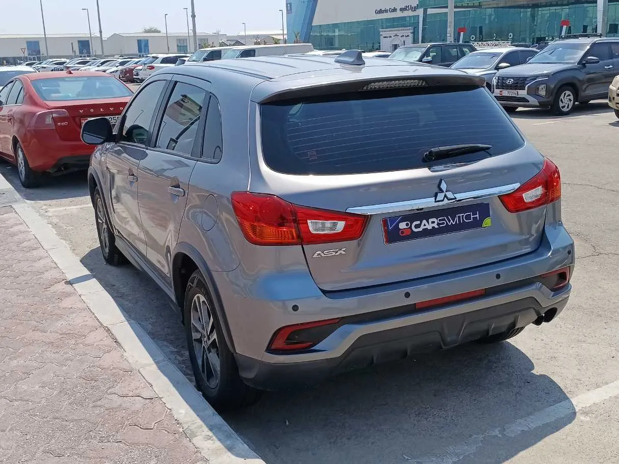 Car image 7