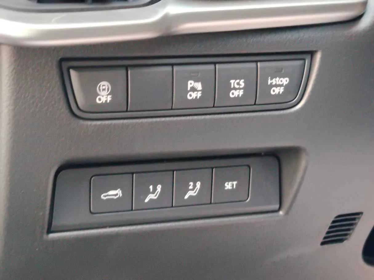 Car image 31