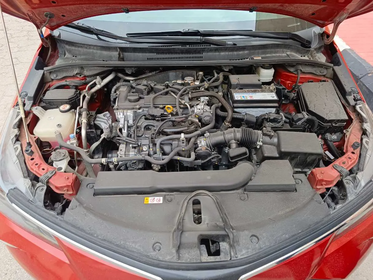 Car image 32
