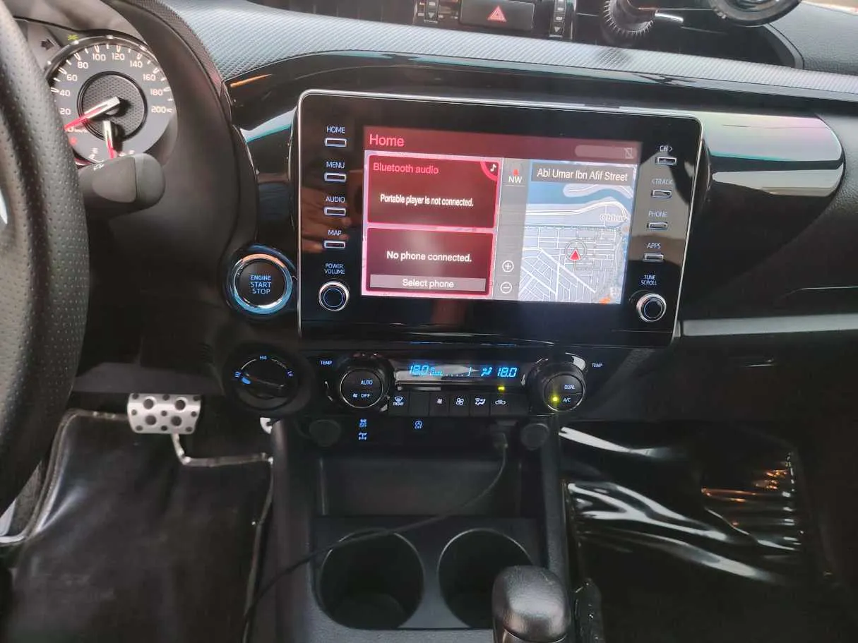 Car image 23
