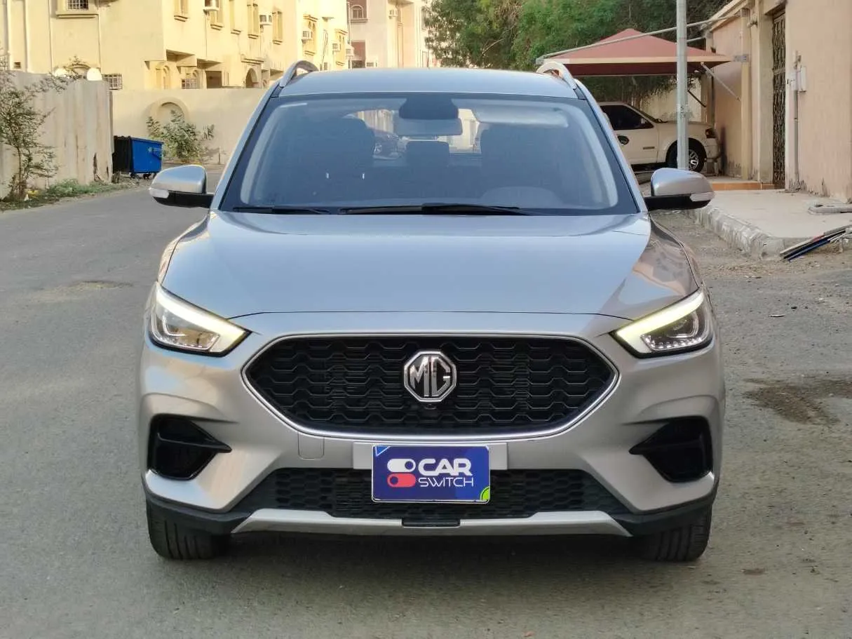 Car image 2