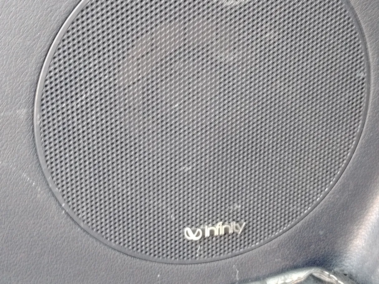 Car image 37