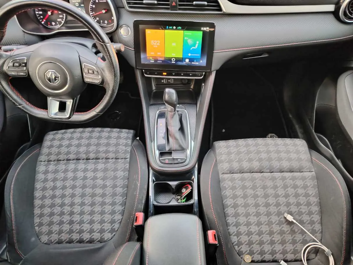 Car image 20