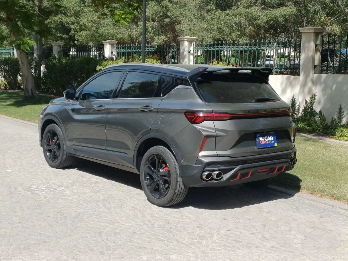 Car image 7