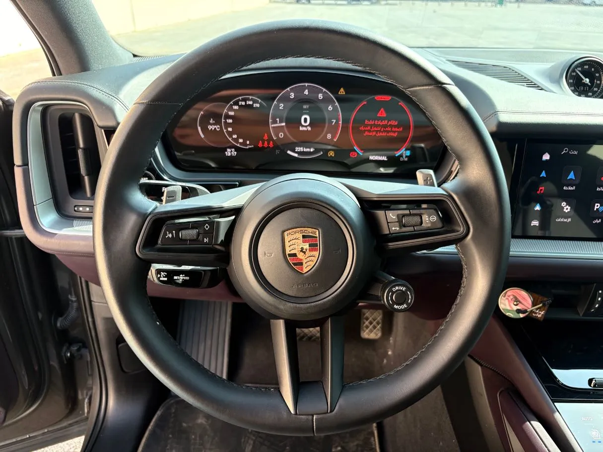 Car image 23