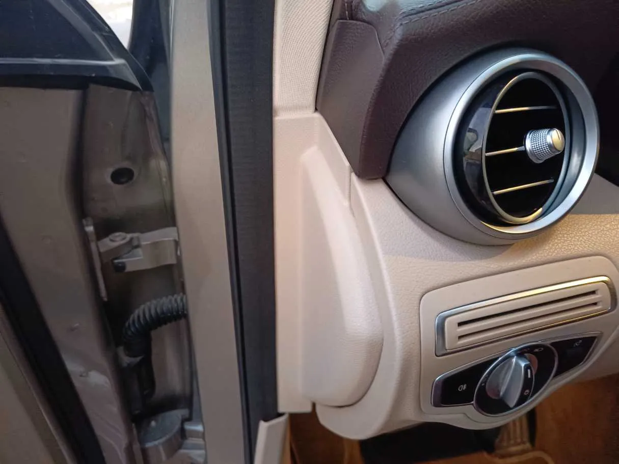 Car image 33