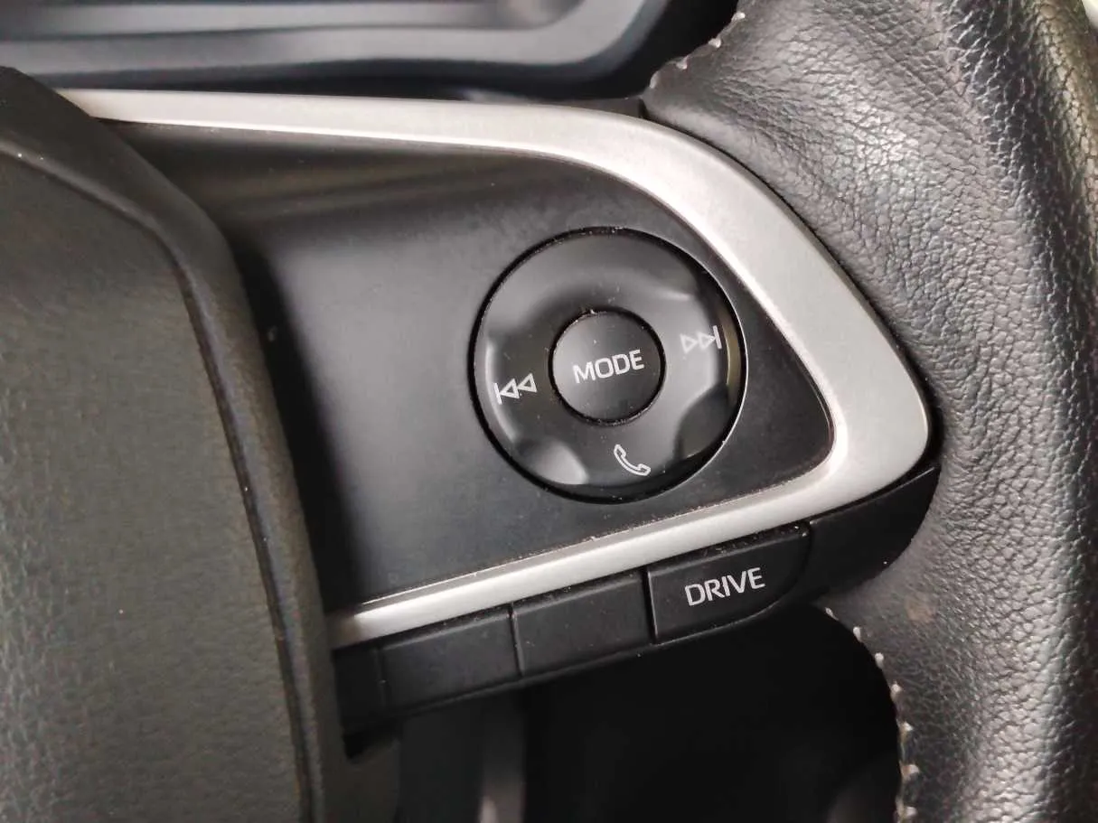 Car image 31