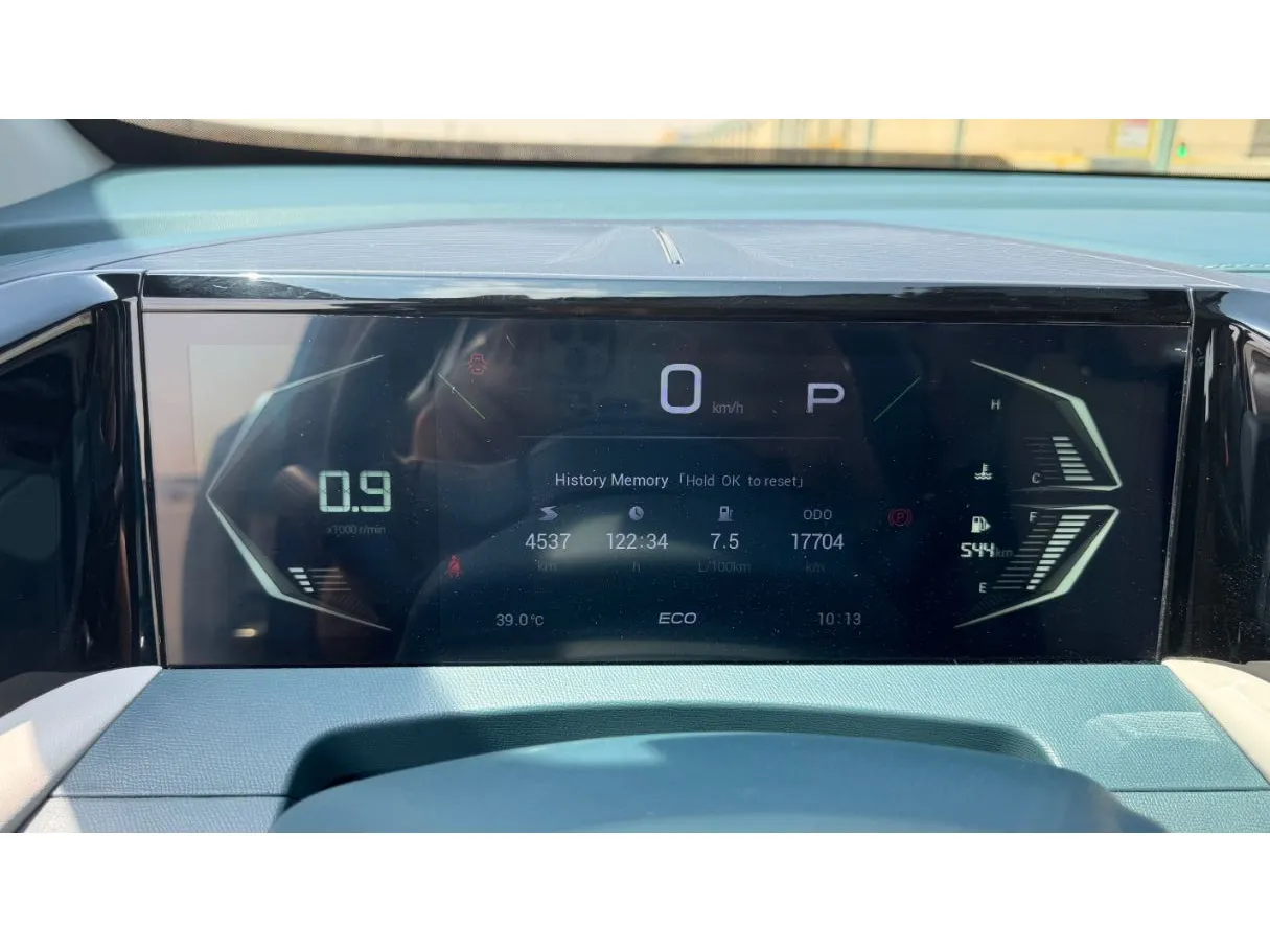 Car image 20