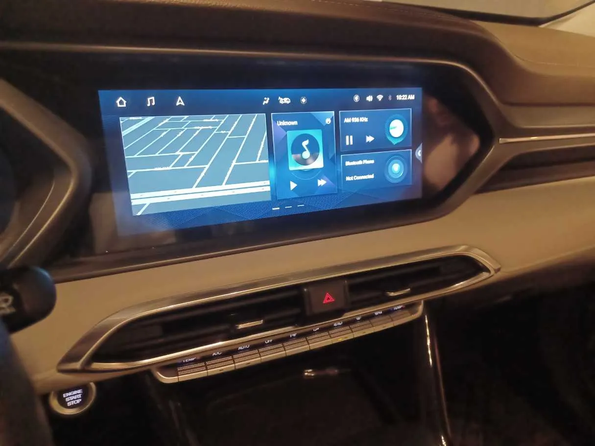 Car image 18