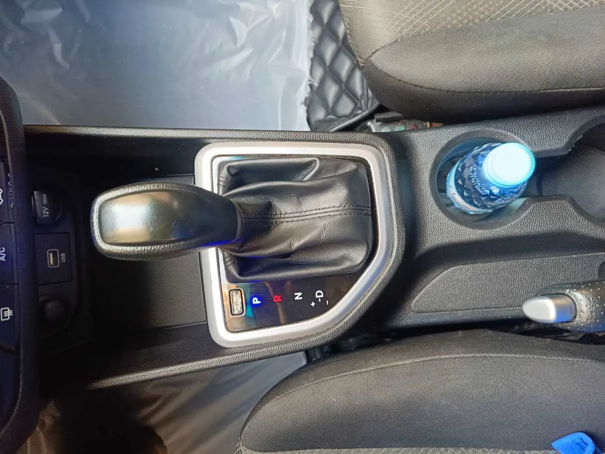 Car image 20